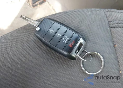 2015 Kia Sportage Lx z USA, uszkodzony, nr VIN KNDPBCAC0F7770038